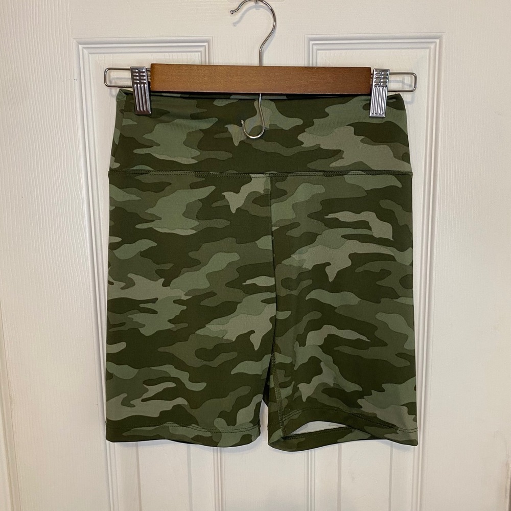 Pink Victoria's Secret Active Camo Biker Shorts Green Camouflage High Waist S